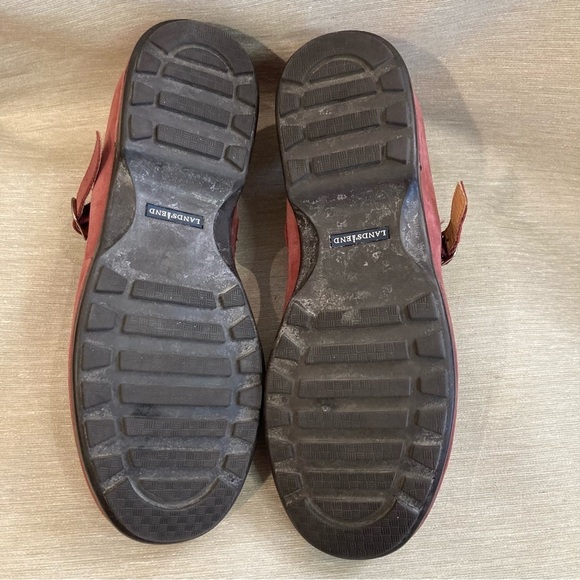 LAND’S END Sz 9B Suede  Mary Jane Style Rubber Sole Buckle Closure Sandals Shoes - Picture 9 of 10